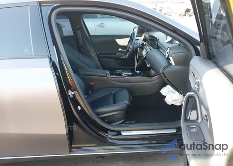 2022 Mercedes-Benz A 220 z USA, uszkodzony, nr VIN W1K3G4EB1NJ337861